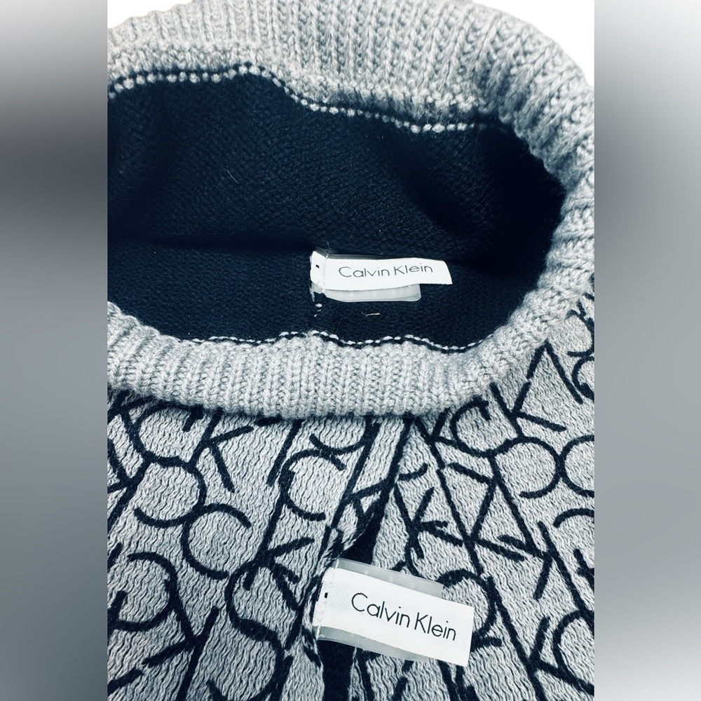 Calvin Klein Women's Muffler and Knit Hat 2 Piece Set - Picture 5 of 6